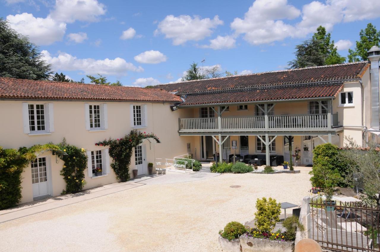 Logis Hotel Restaurant L'Essille Bassac Dış mekan fotoğraf