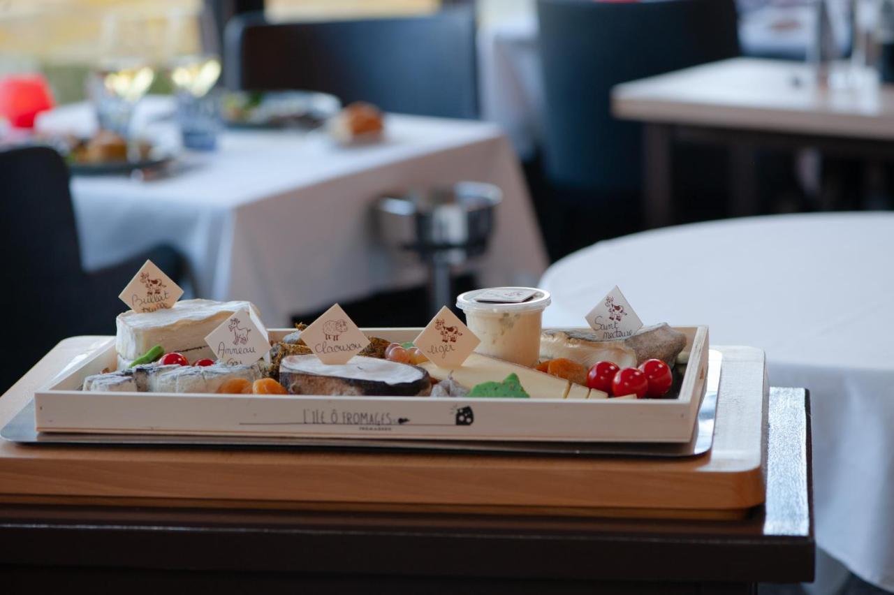 Logis Hotel Restaurant L'Essille Bassac Dış mekan fotoğraf