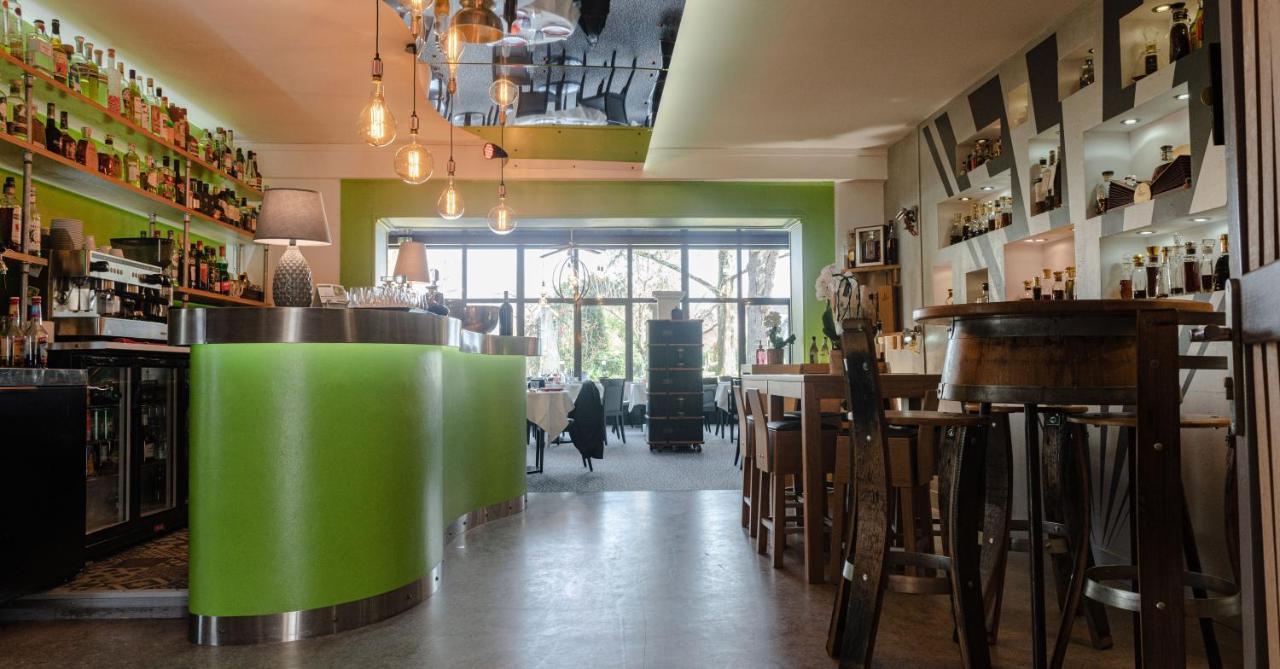 Logis Hotel Restaurant L'Essille Bassac Dış mekan fotoğraf